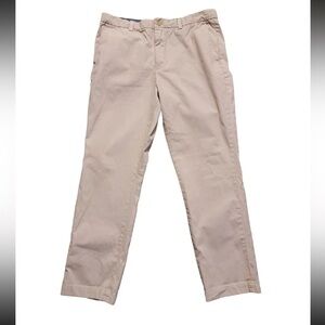 Banana Republic Men's Aiden  Chino